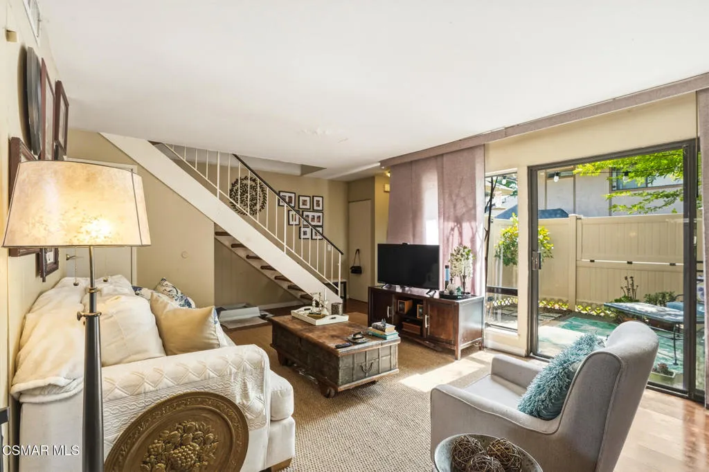 28638 Conejo View Dr