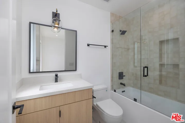1334 Mohawk Street, Los Angeles, California 90026