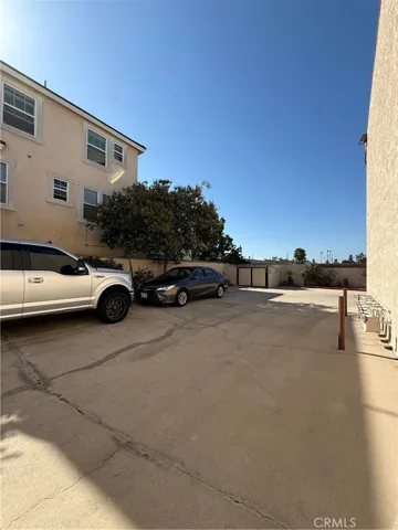 Additional parking space for guest