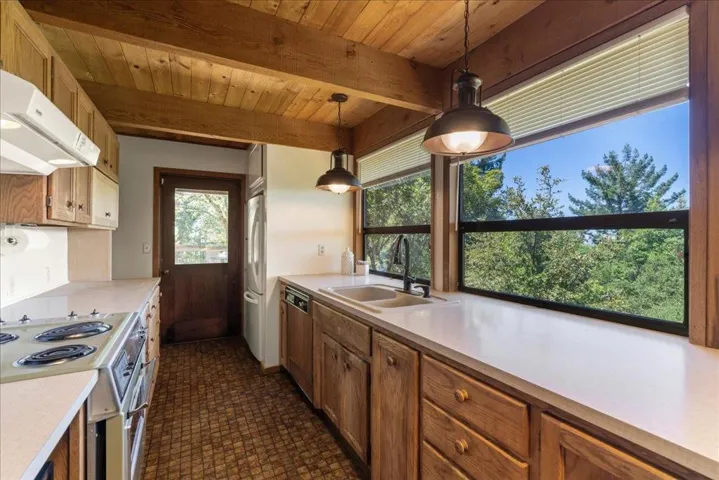 15171 Old Ranch Road, Los Gatos, California 95033