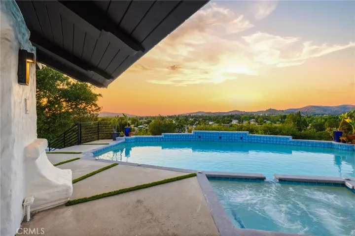 31673 Foxfield, Westlake Village, California 91361