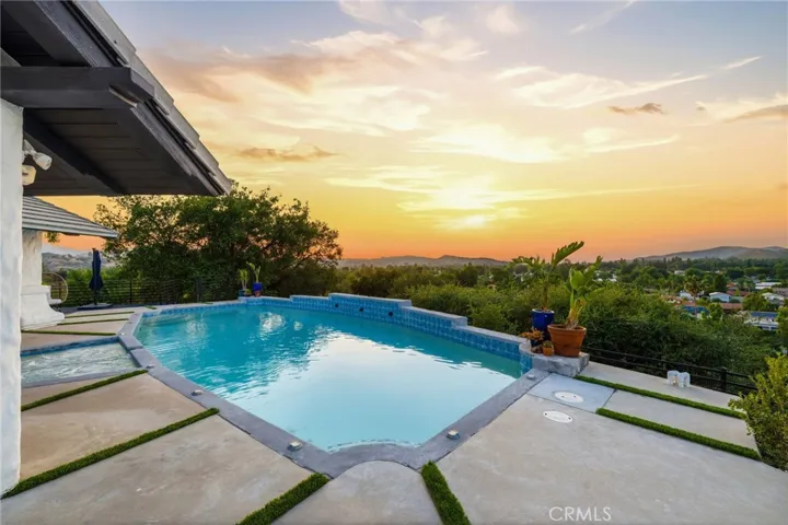 31673 Foxfield, Westlake Village, California 91361