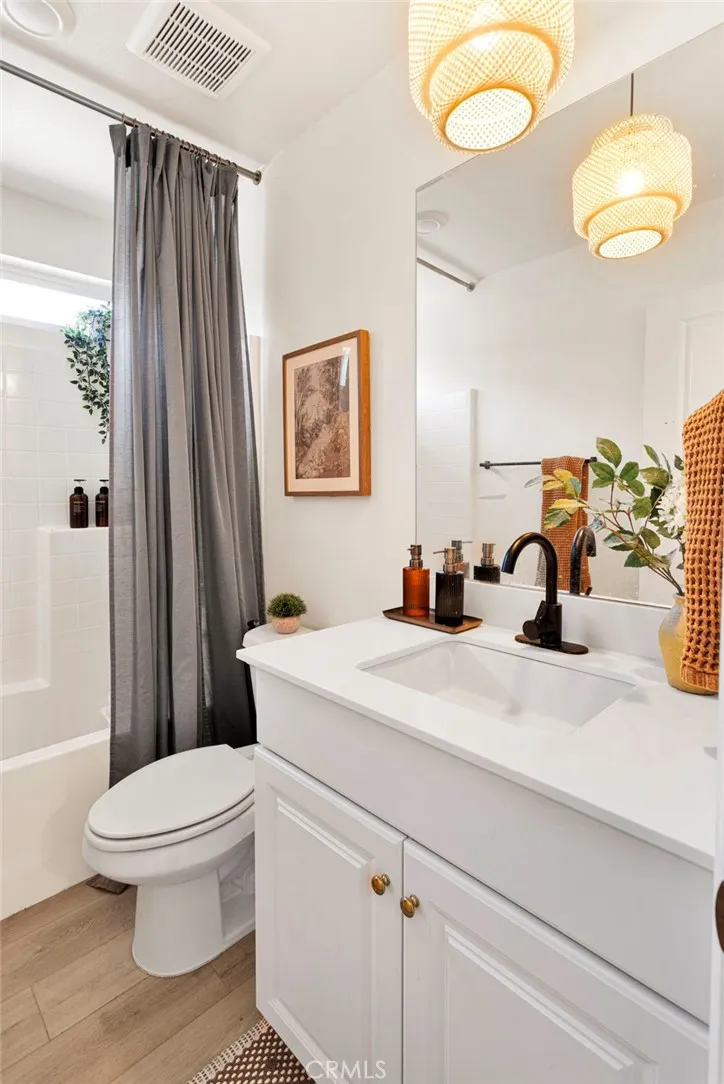 Upstairs bathroom