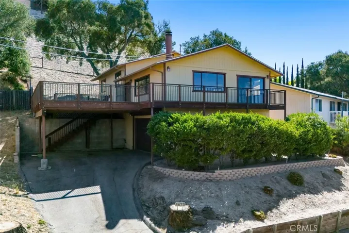 5675 Hermosilla Avenue, Atascadero, California 93422