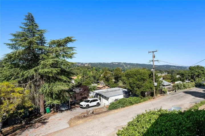 5675 Hermosilla Avenue, Atascadero, California 93422