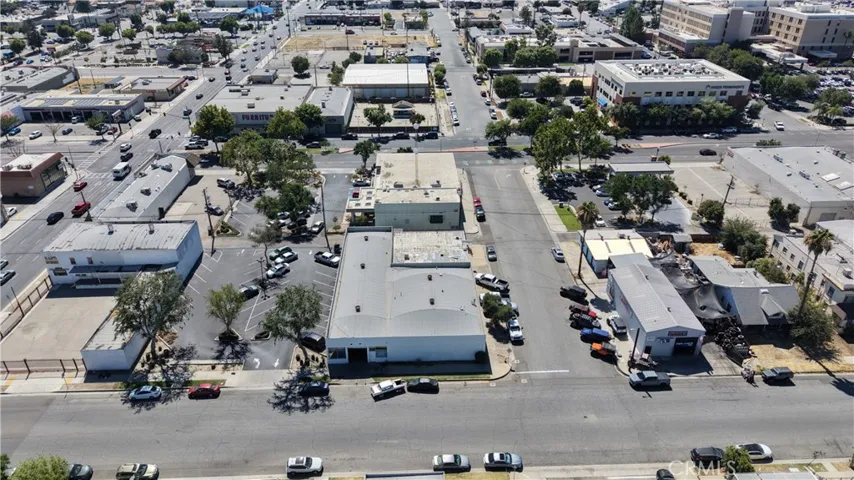 1415 25th St., Bakersfield, California 93301