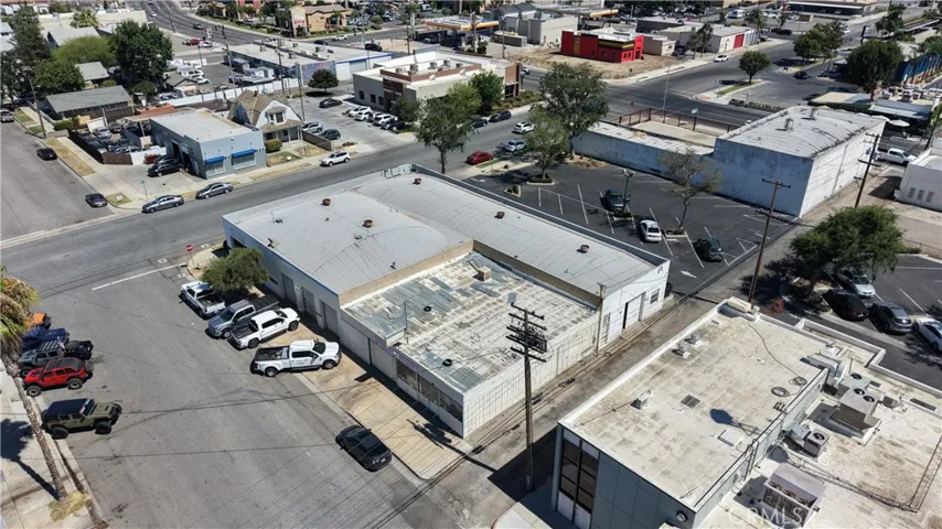 1415 25th St., Bakersfield, California 93301