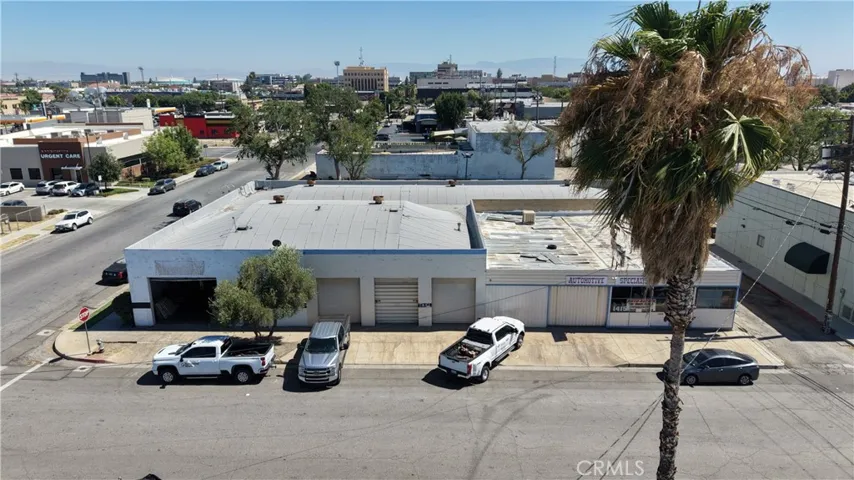 1415 25th St., Bakersfield, California 93301