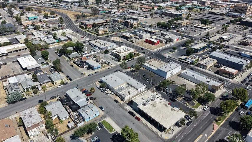 1415 25th St., Bakersfield, California 93301
