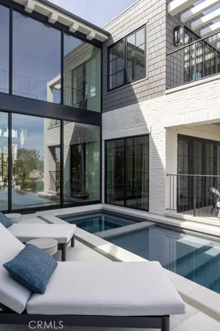 8 Cherry Hills, Newport Beach, California 92660