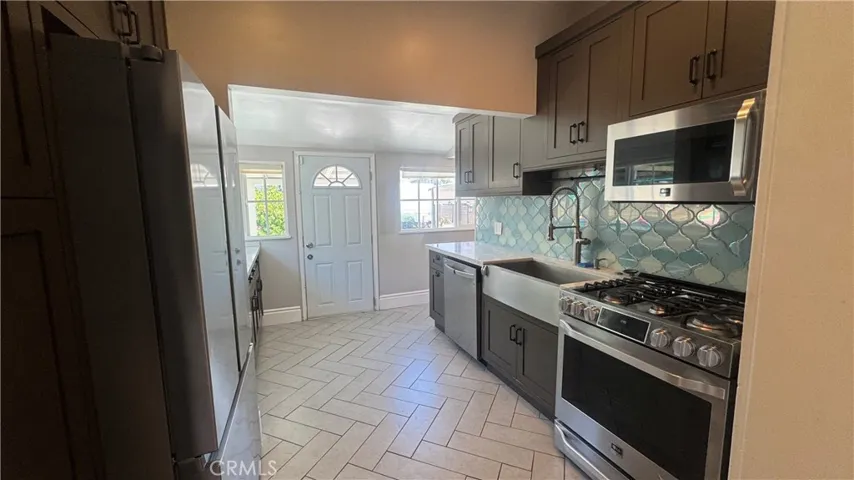 222 S 1st, Upland, California 91786
