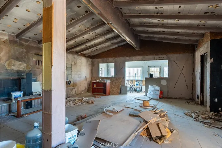 25435 Skyline Drive, Apple Valley, California 92308 — photo 4
