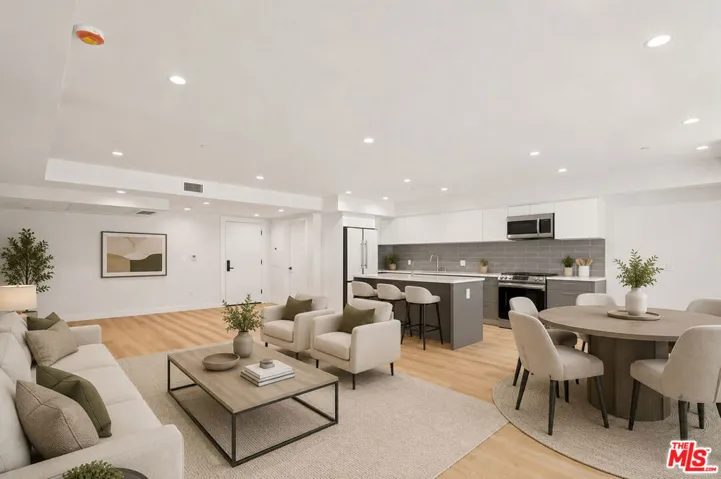 1434 N Poinsettia Place 306, Los Angeles, California 90046