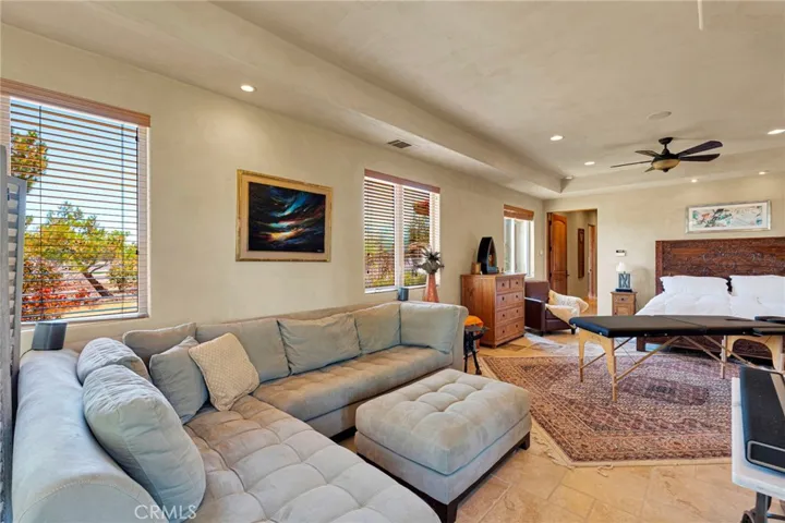 8323 Macron, Oak Hills, California 92344