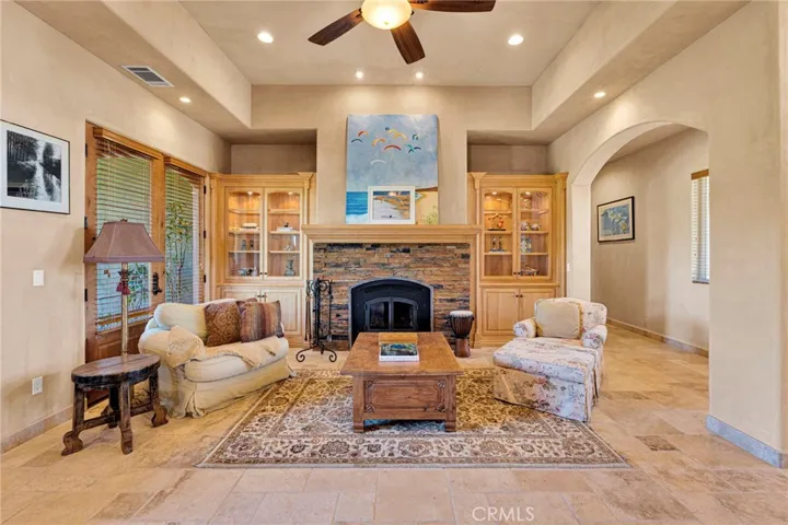 8323 Macron, Oak Hills, California 92344
