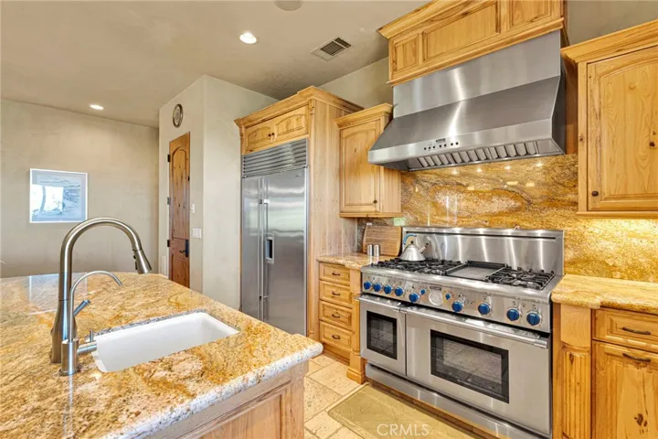 8323 Macron, Oak Hills, California 92344