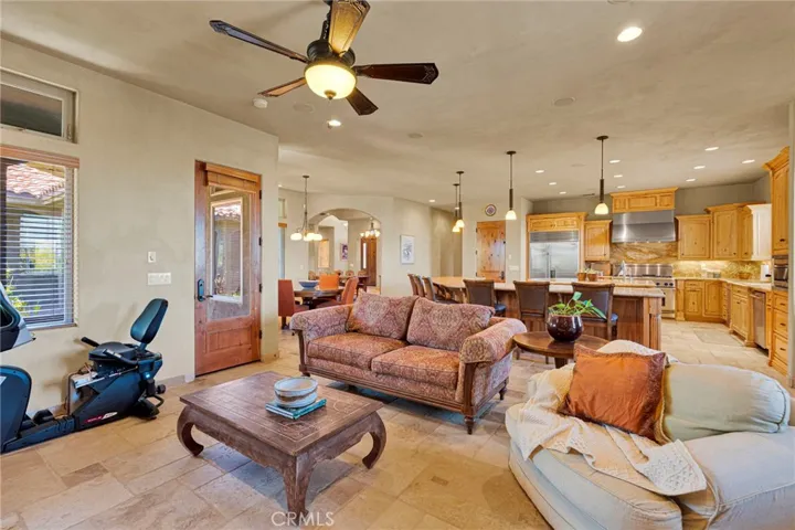 8323 Macron, Oak Hills, California 92344