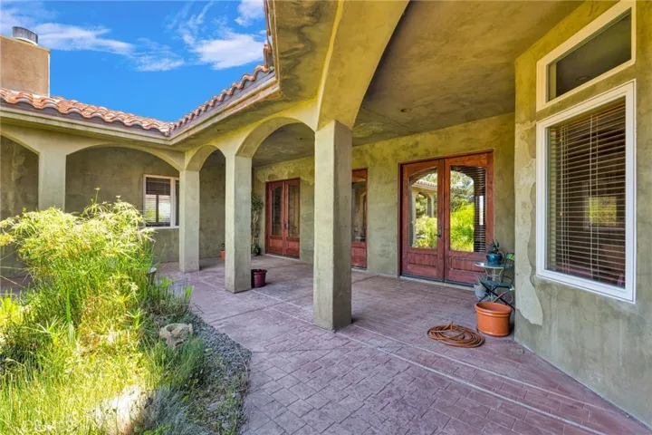 8323 Macron, Oak Hills, California 92344