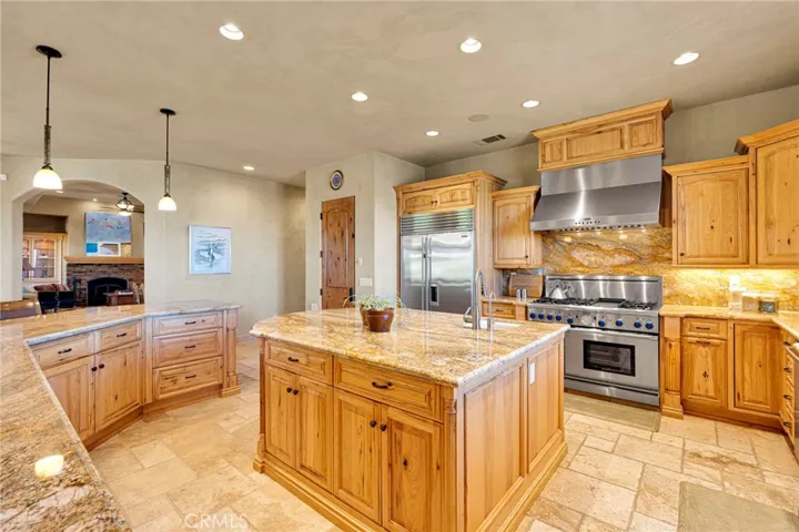 8323 Macron, Oak Hills, California 92344