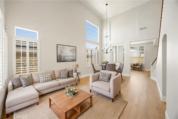 720 Camino Del Sol, Newbury Park, California 91320