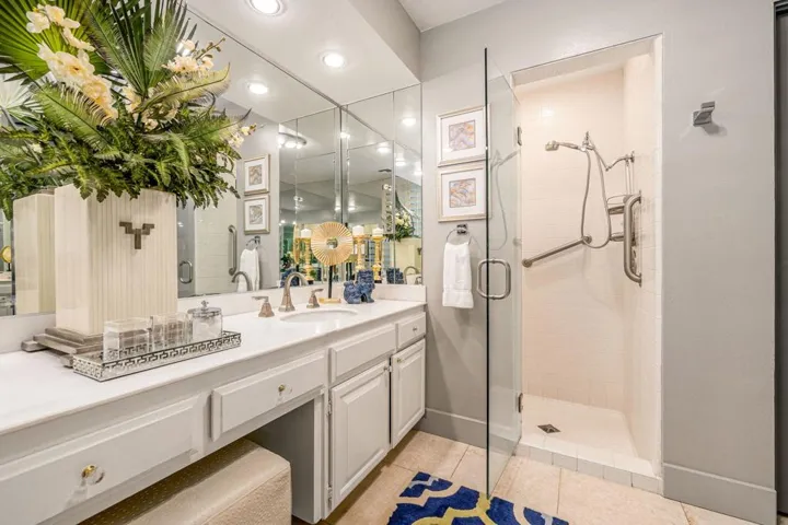 Walk In Shower
