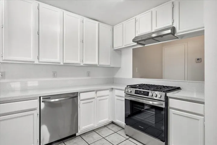 19-Kitchen