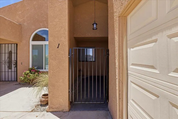 05-Exterior Front
