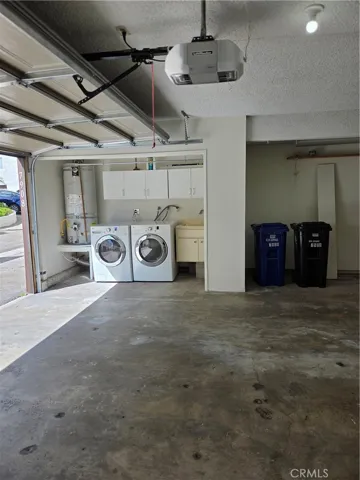 7908 Via Magdalena, Burbank, California 91504