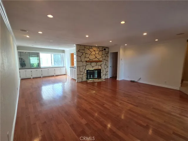7908 Via Magdalena, Burbank, California 91504