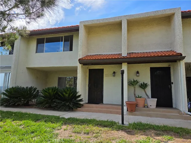 7908 Via Magdalena, Burbank, California 91504