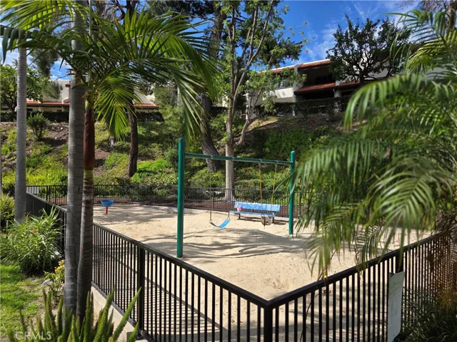 7908 Via Magdalena, Burbank, California 91504