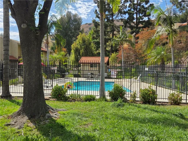 7908 Via Magdalena, Burbank, California 91504