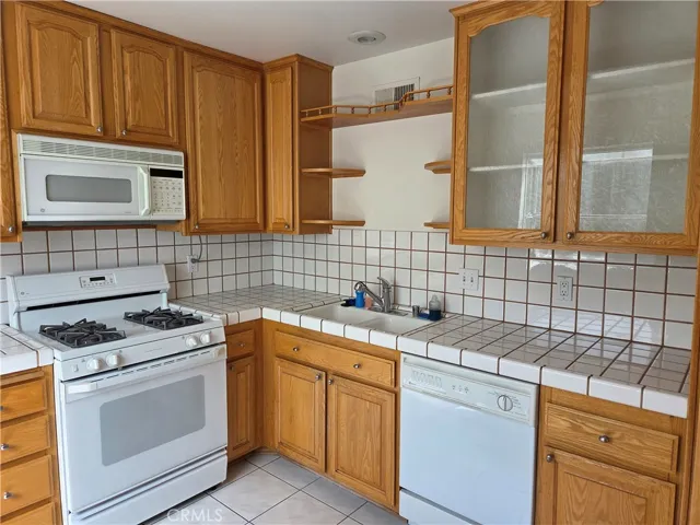 7908 Via Magdalena, Burbank, California 91504