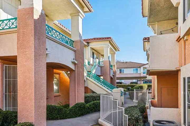11410 Via Rancho San Diego 38, El Cajon, California 92019