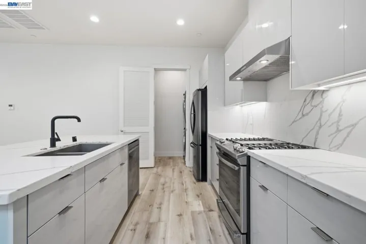 262 Element Road, San Jose, California 95110