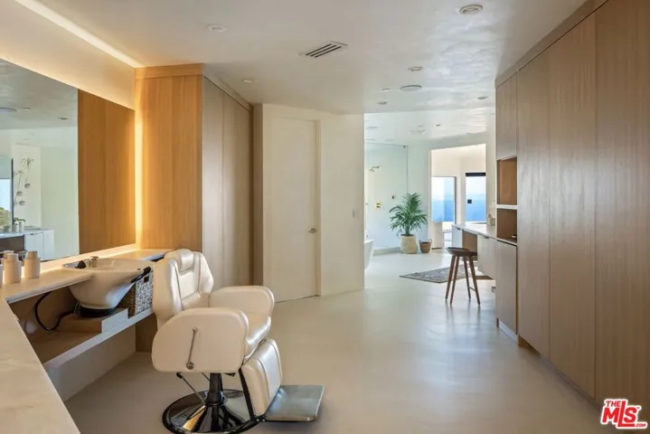 4310 Encinal Canyon Road, Malibu, California 90265