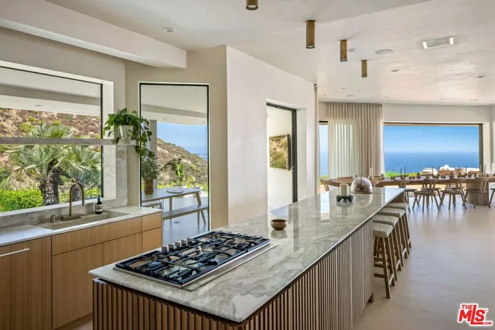 4310 Encinal Canyon Road, Malibu, California 90265