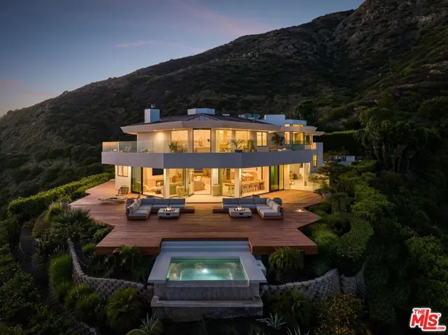 4310 Encinal Canyon Road, Malibu, California 90265