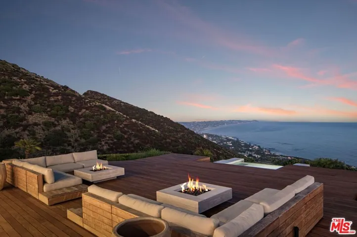 4310 Encinal Canyon Road, Malibu, California 90265