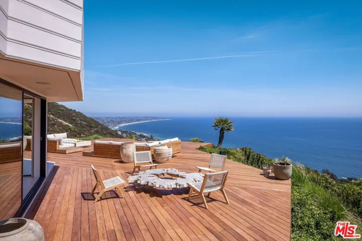 4310 Encinal Canyon Road, Malibu, California 90265