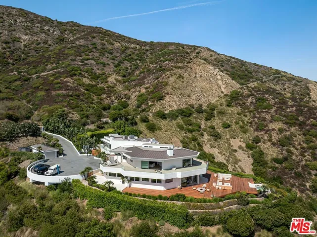 4310 Encinal Canyon Road, Malibu, California 90265