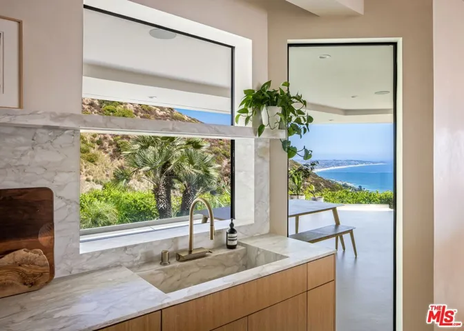 4310 Encinal Canyon Road, Malibu, California 90265