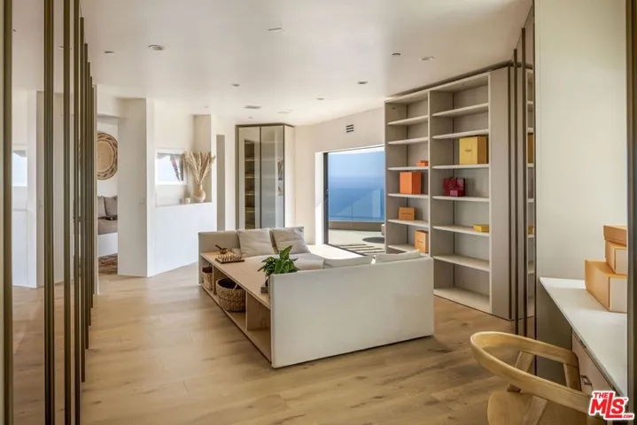 4310 Encinal Canyon Road, Malibu, California 90265