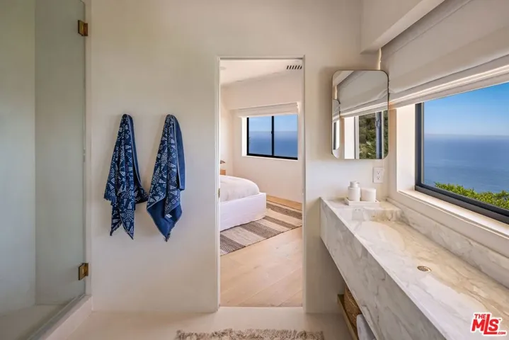 4310 Encinal Canyon Road, Malibu, California 90265