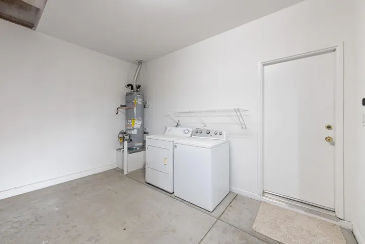 78685 Rockwell Cir MLS-25