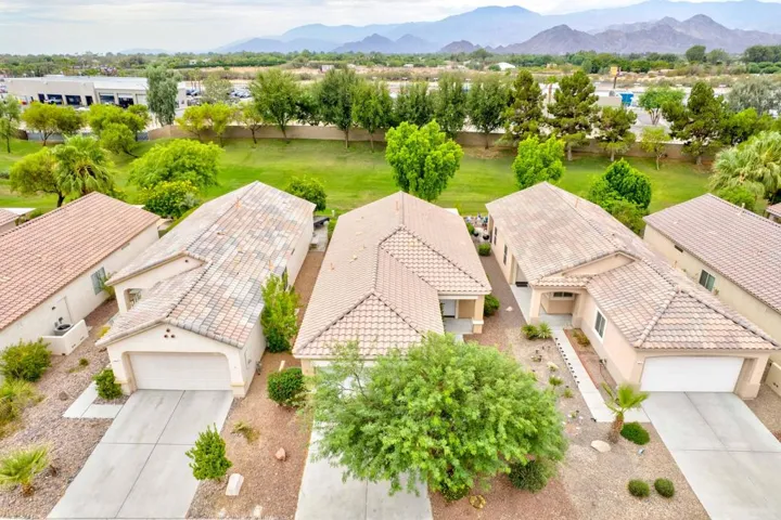 78685 Rockwell Cir MLS-33