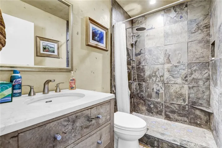718 Calle Divino, San Clemente, California 92673