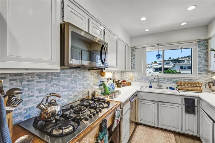 718 Calle Divino, San Clemente, California 92673
