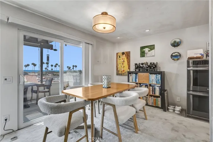 718 Calle Divino, San Clemente, California 92673