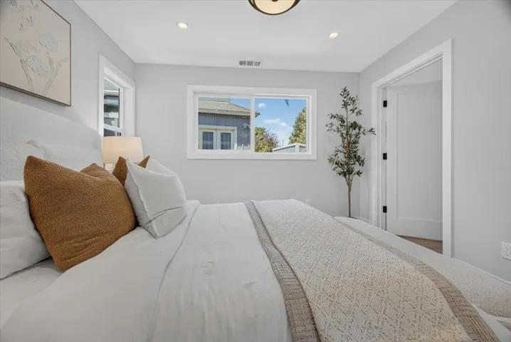 310 Errett Circle, Santa Cruz, California 95060